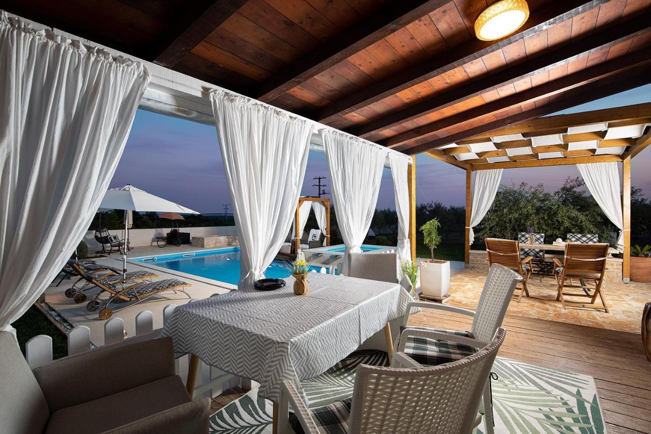 Holiday House Bilos วอดิยัน ภายนอก รูปภาพ