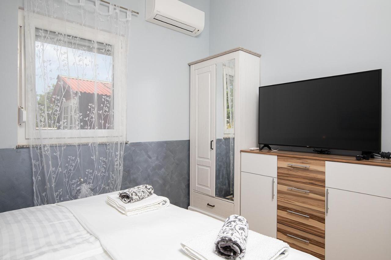 Holiday House Bilos วอดิยัน ภายนอก รูปภาพ