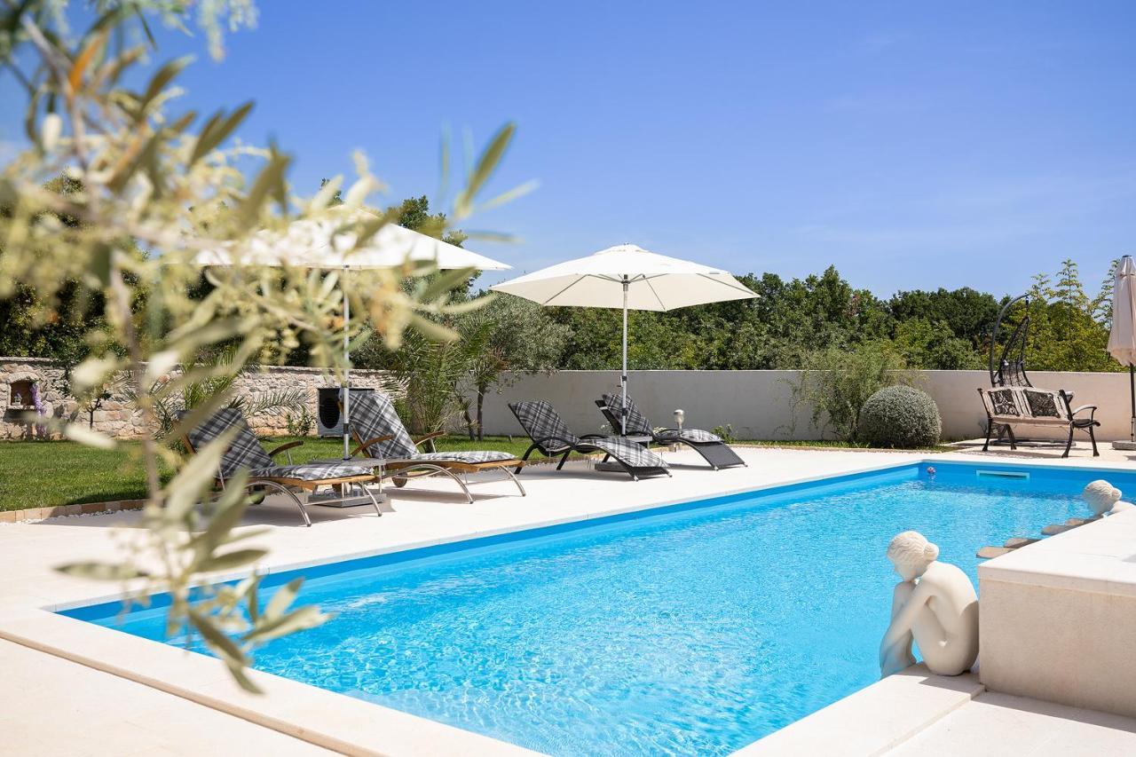 Holiday House Bilos วอดิยัน ภายนอก รูปภาพ